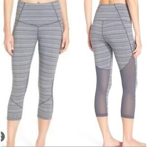 Zella Live In High Waisted Gray Mesh Stripe Yoga Crop Pant Size Small